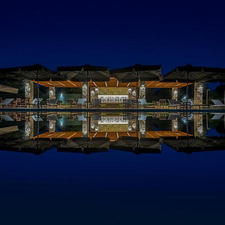 Mint Retreat Suites (Adults Only) Kalandra المظهر الخارجي الصورة